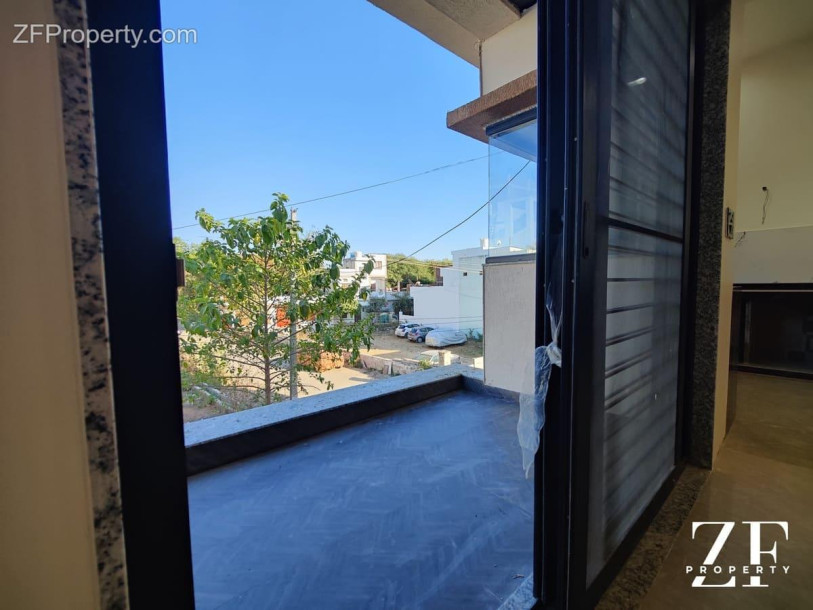 4 BHK LUXURY VILLA SHOBHAGPURA-4
