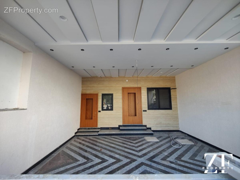 4 BHK LUXURY VILLA SHOBHAGPURA-19