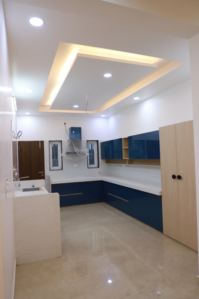 4 BHK LUXURY HOUSE-5